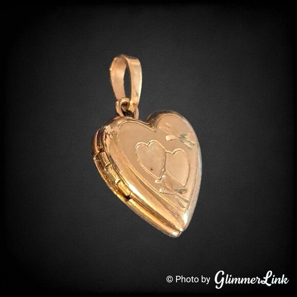 Vintage Dainty Heart Locket Pendant 1/20 14K Gold Filled Double Hearts Design - Picture 2 of 7